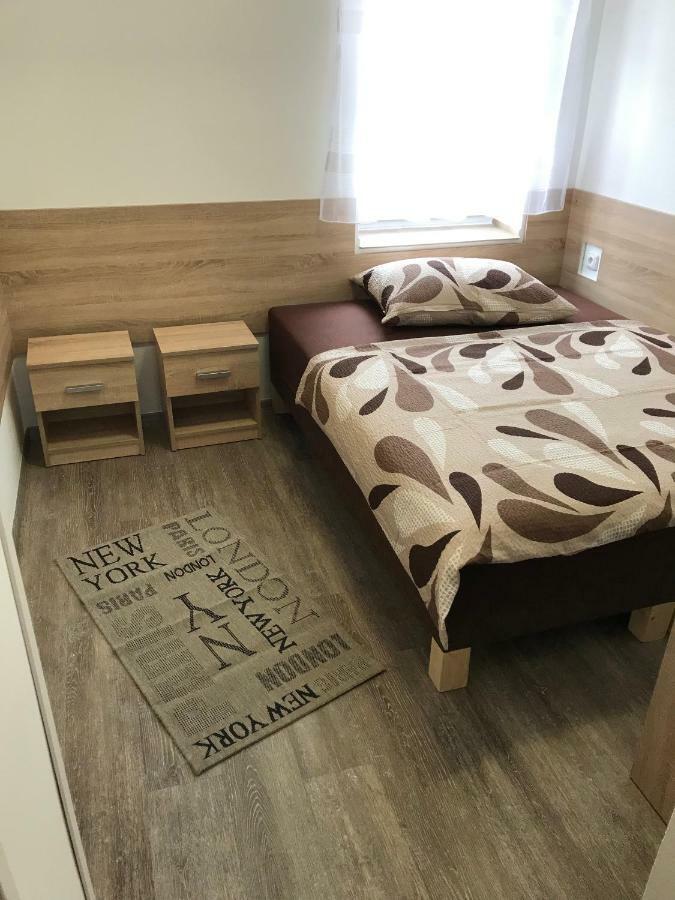 Penzion a autokemp Wolf Česká Skalice Esterno foto